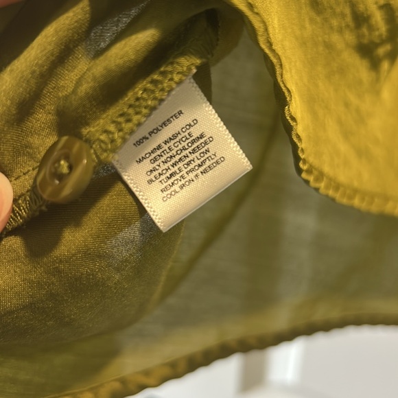 LOFT Green Sleeveless Ruffled Tank Top - Picture 3 of 3